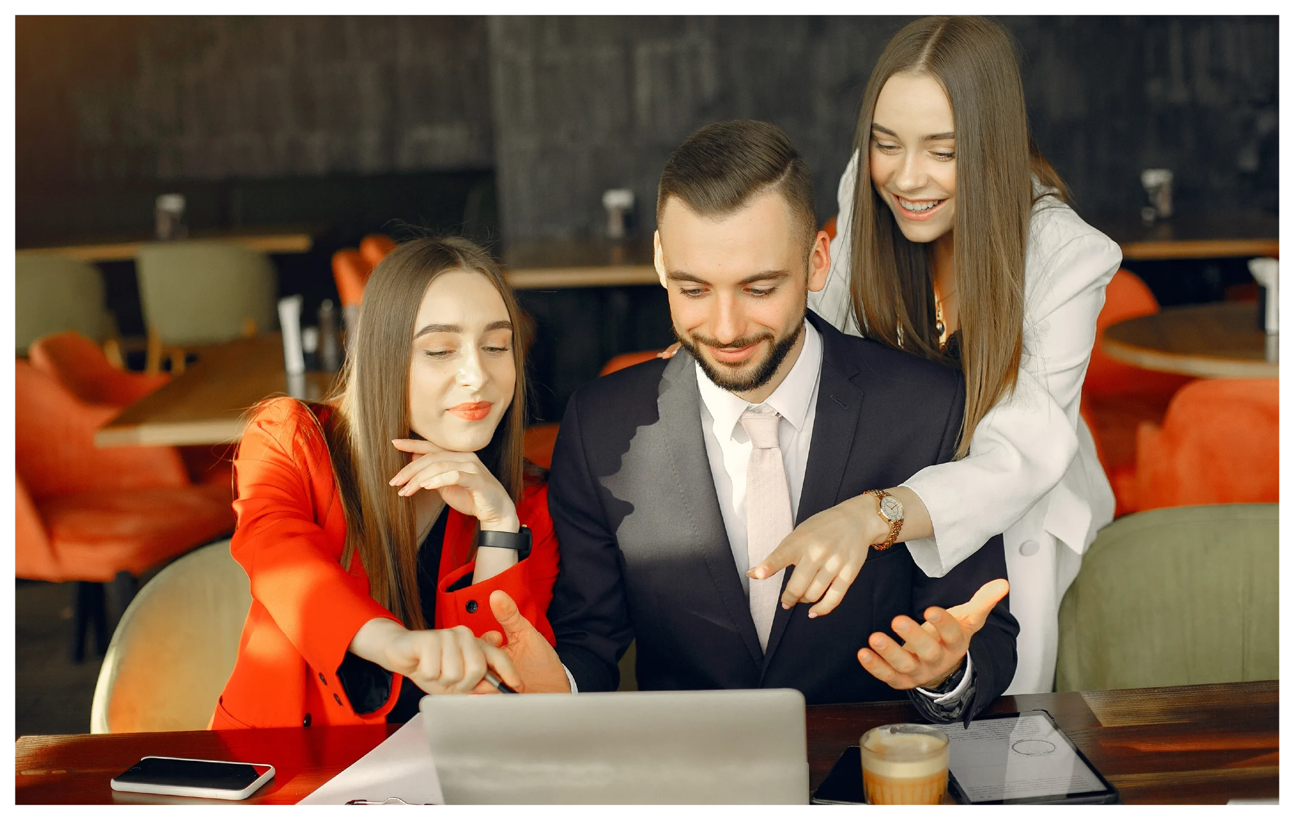 Targeting B2B ABM Buyers - How To Engage the C-suites